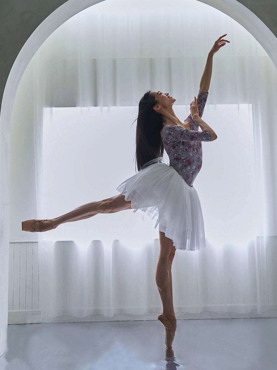 type U ballerina / constellation Toupe