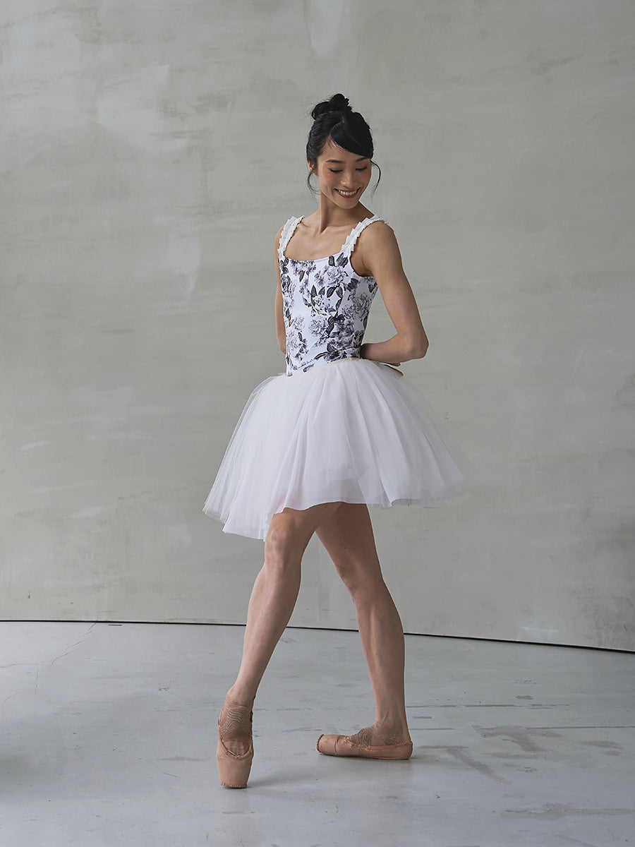 Serenade / Orbit white