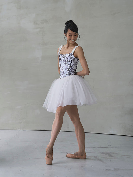 serenade / Orbit white