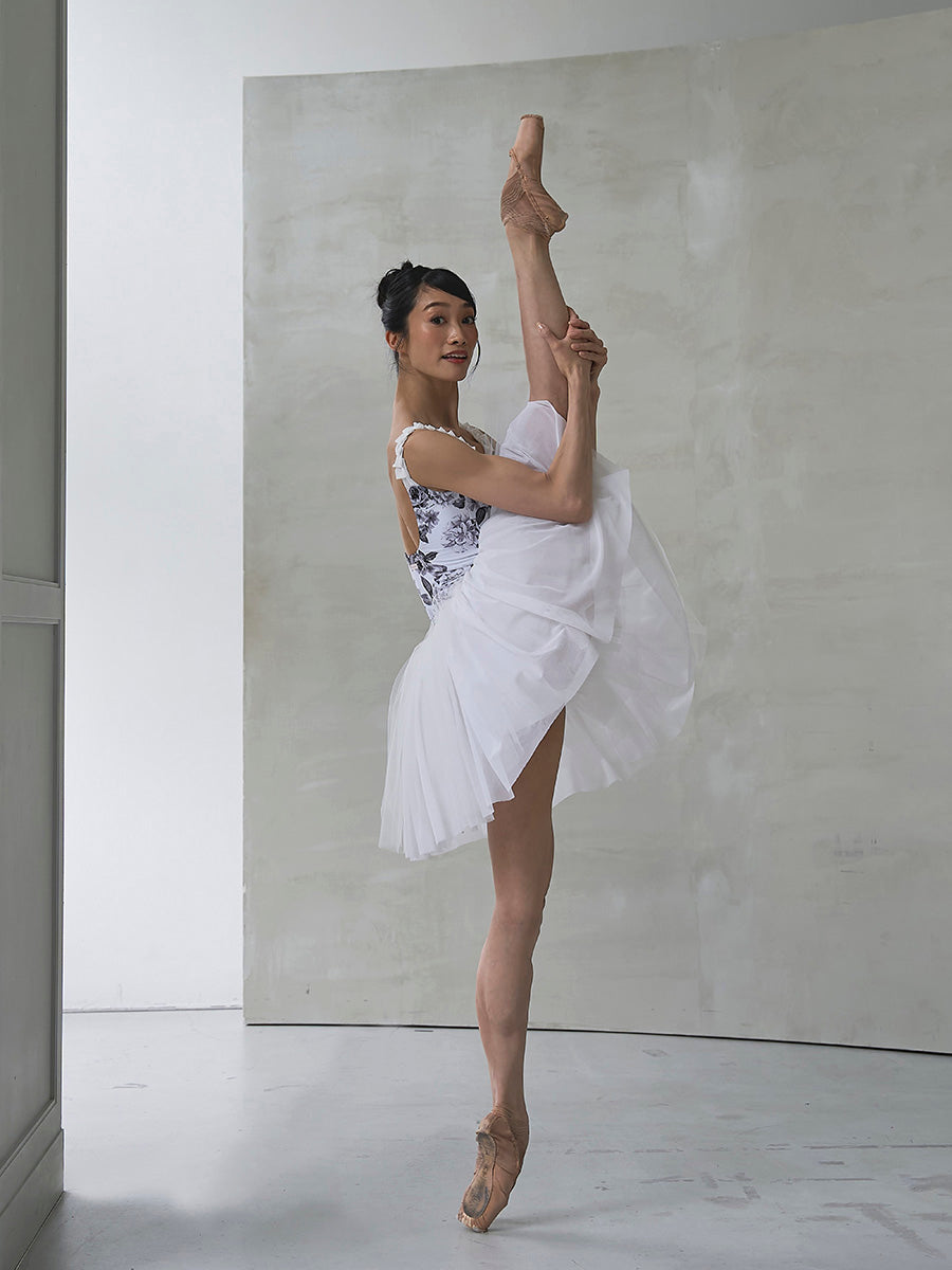 serenade / Orbit white