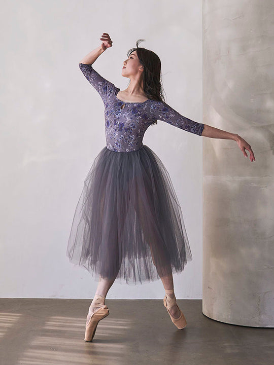 type U ballerina / constellation Storm