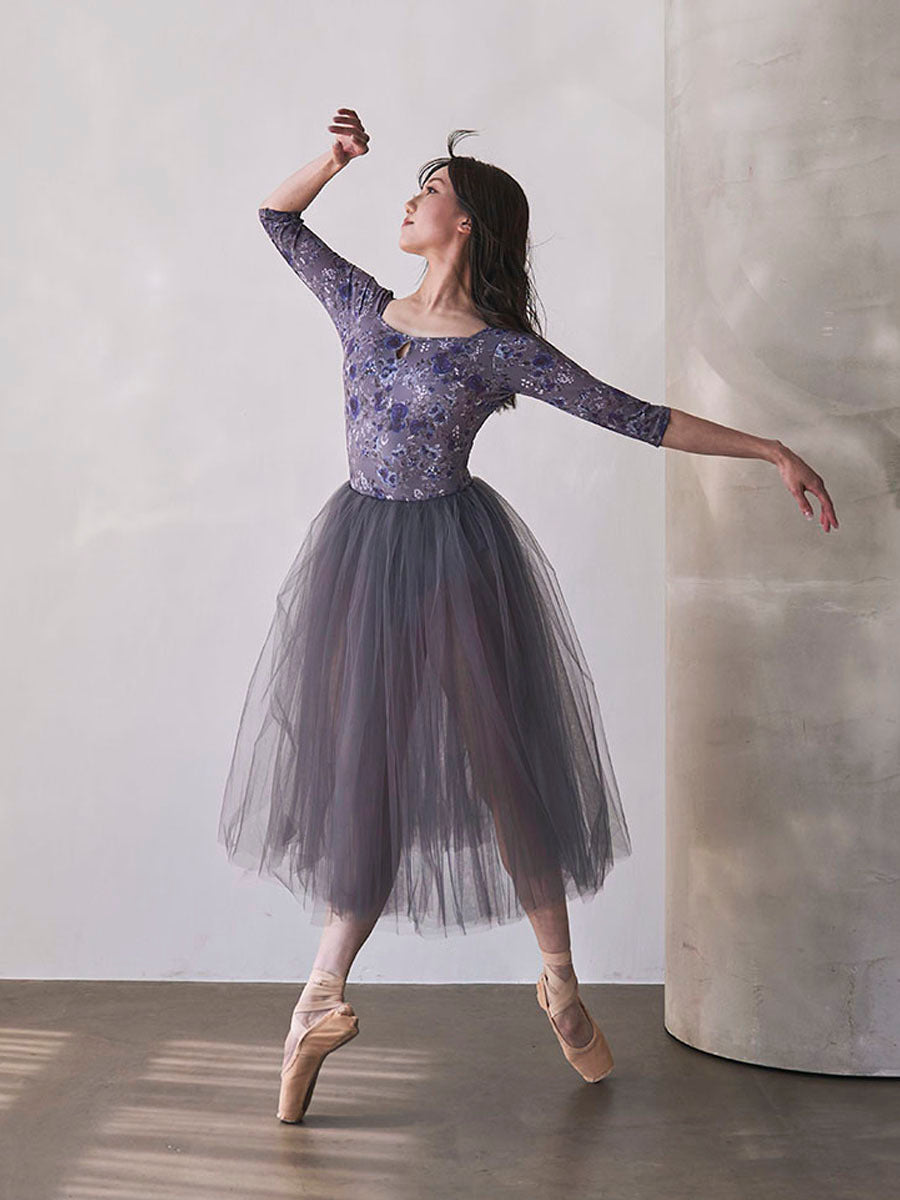 type U ballerina / constellation Storm