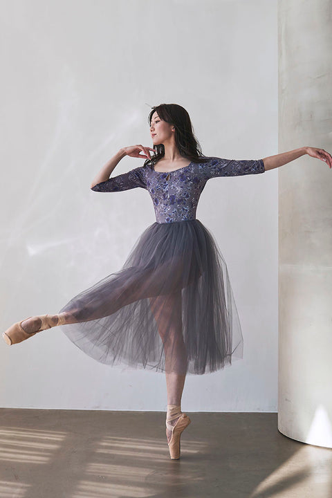 type U ballerina / constellation Storm