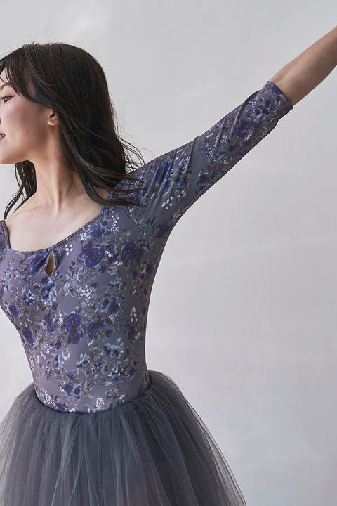 type U ballerina / constellation Storm