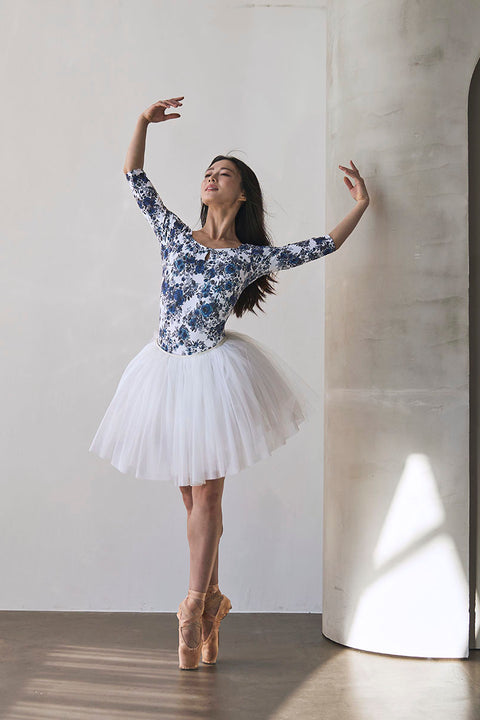 type U ballerina / constellation Sapphire