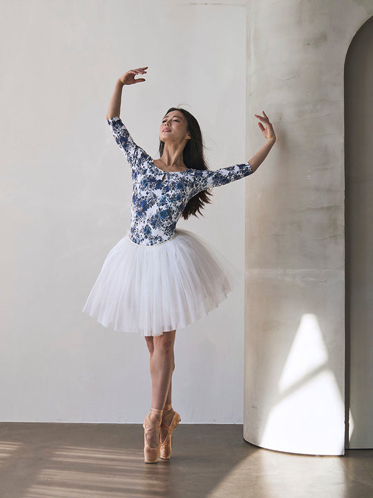 type U ballerina / constellation Sapphire