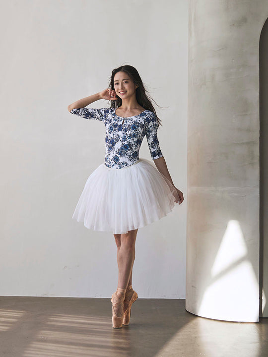 type U ballerina / constellation Sapphire