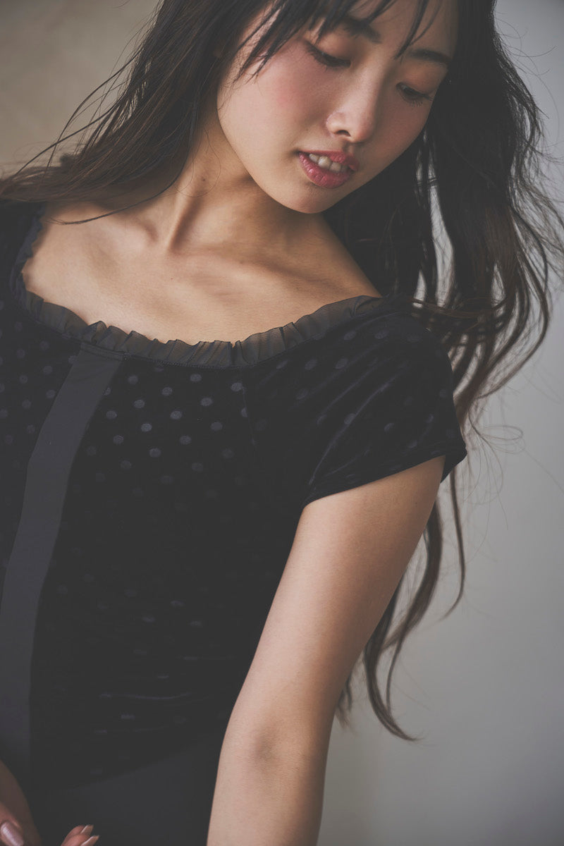 Retune.stina / Dólce / velours dot black