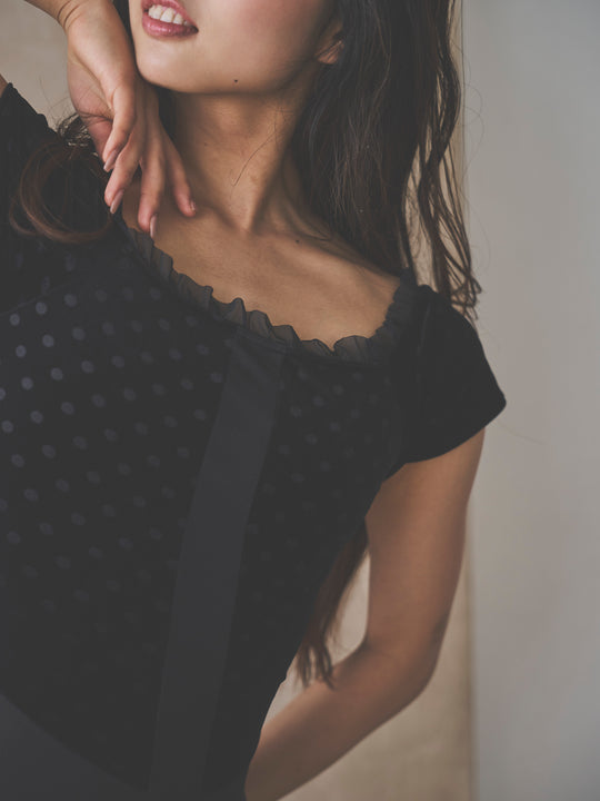 Retune.stina / Dólce / velours dot black