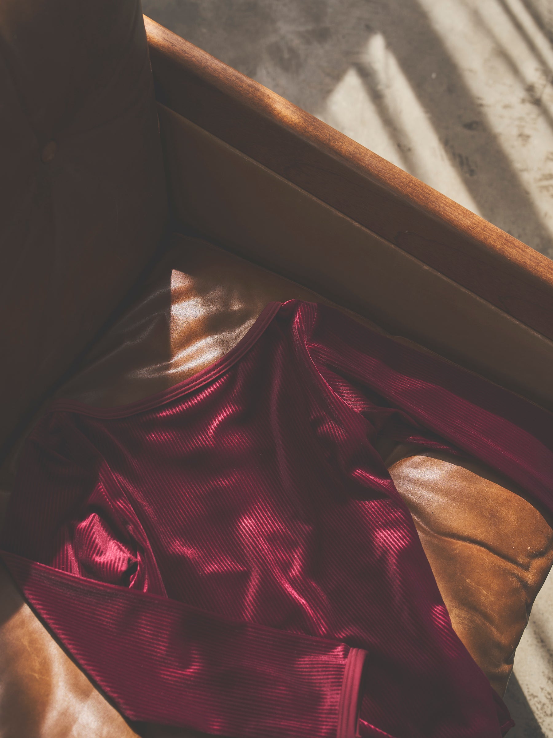 Retune.stina / Nocturne / Ribbed velours Bordeaux
