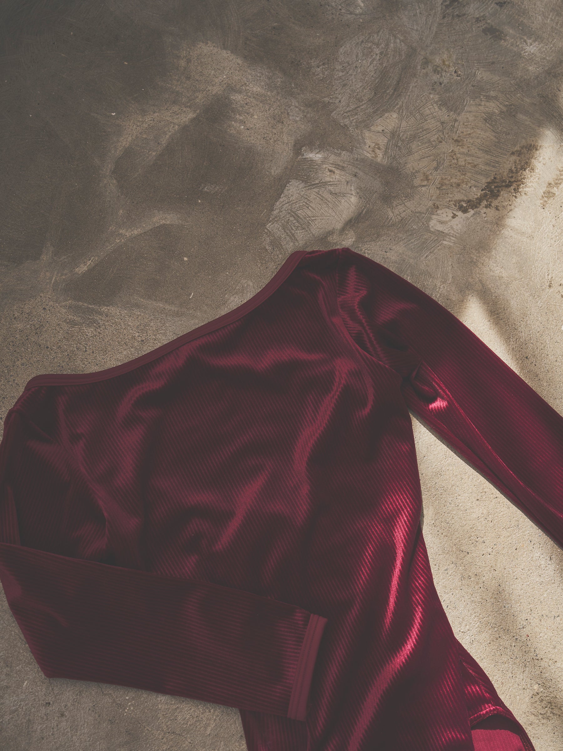 Retune.stina / Nocturne / Ribbed velours Bordeaux