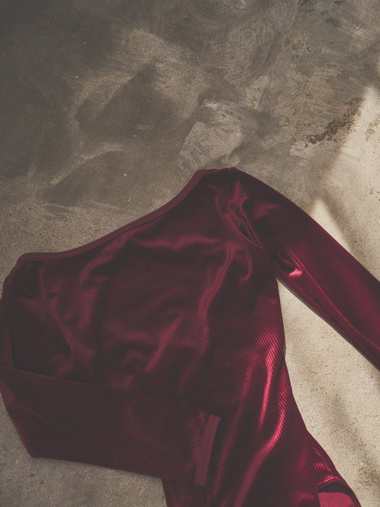 Retune.stina / Nocturne / Ribbed velours Bordeaux