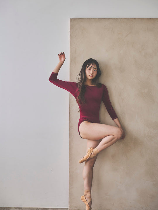 Retune.stina / Nocturne / Ribbed velours Bordeaux