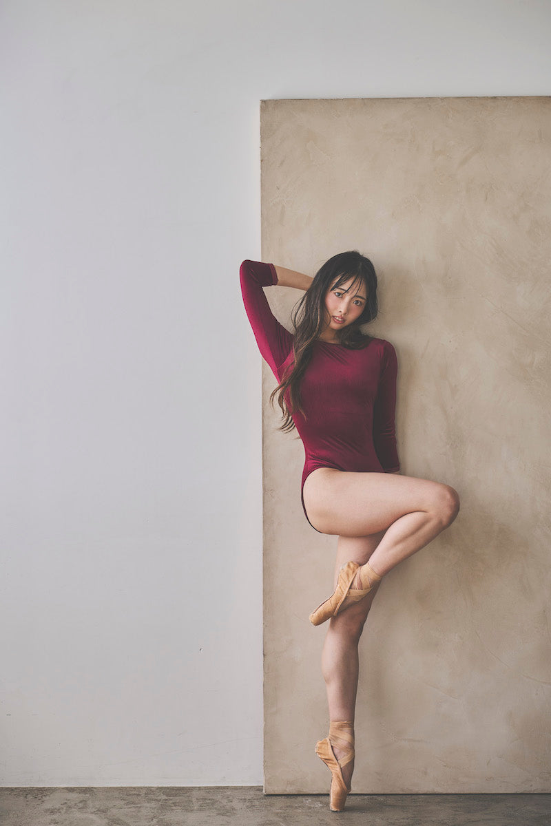 Retune.stina / Nocturne / Ribbed velours Bordeaux