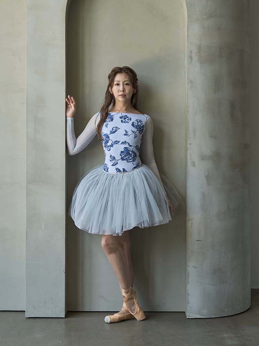 type O square / Polaris ice blue