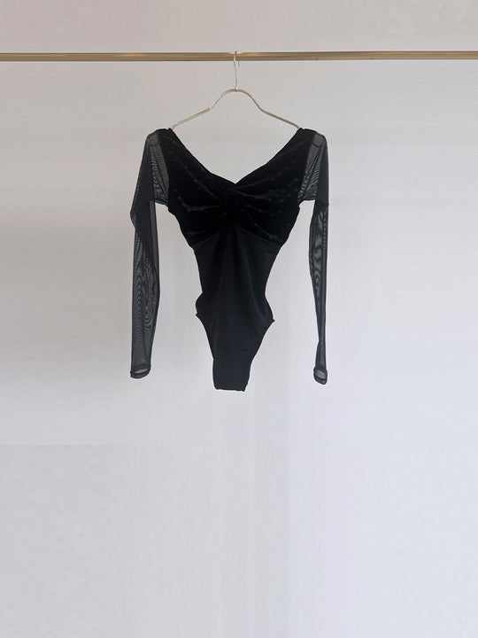 Retune.stina / Walts long / velours dot black / girl