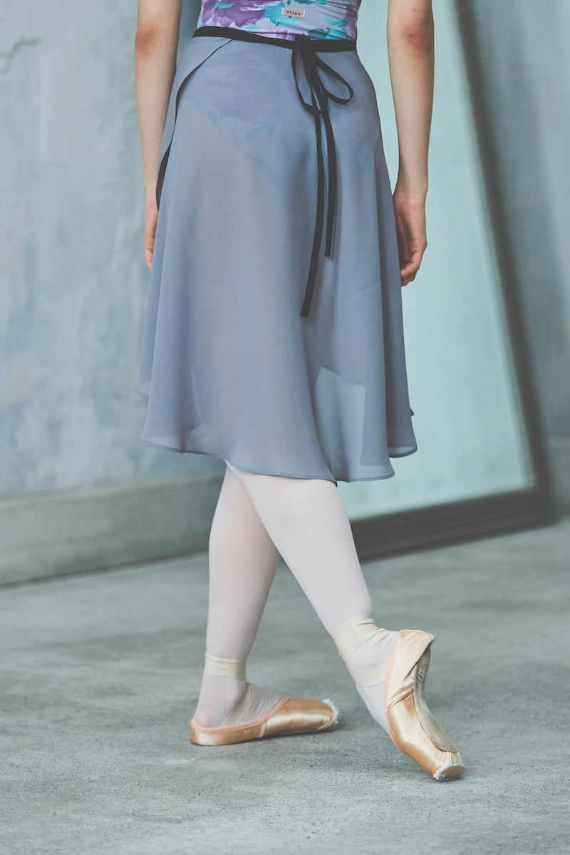 black ribbon wrap skirt / gray