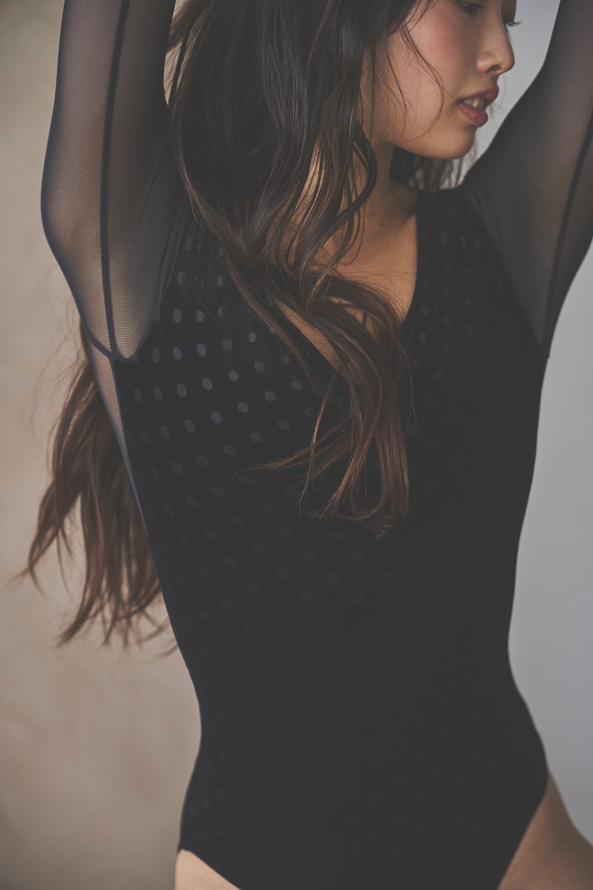 Retune.stina / butterfly long / velours dot black