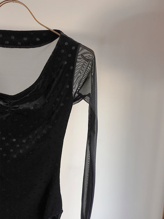 Retune.stina / butterfly long / velours dot black