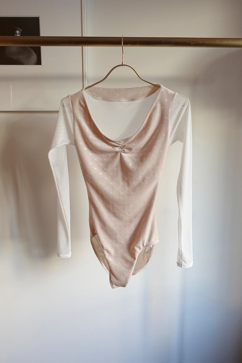 Retune.stina / butterfly long / velours dot off white