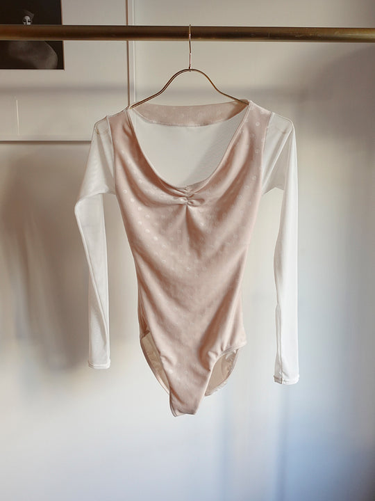 Retune.stina / butterfly long / velours dot off white