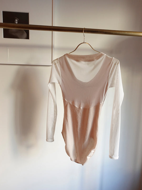 Retune.stina / butterfly long / velours dot off white