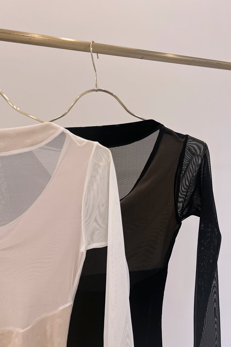 Retune.stina / butterfly long / velours dot off white / girl