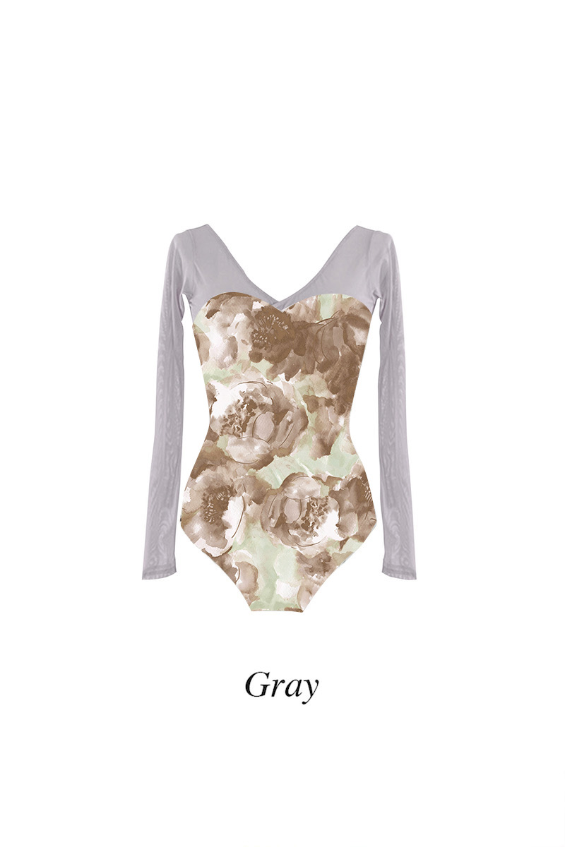 stina / type V lucky / blurred flower brown / custom