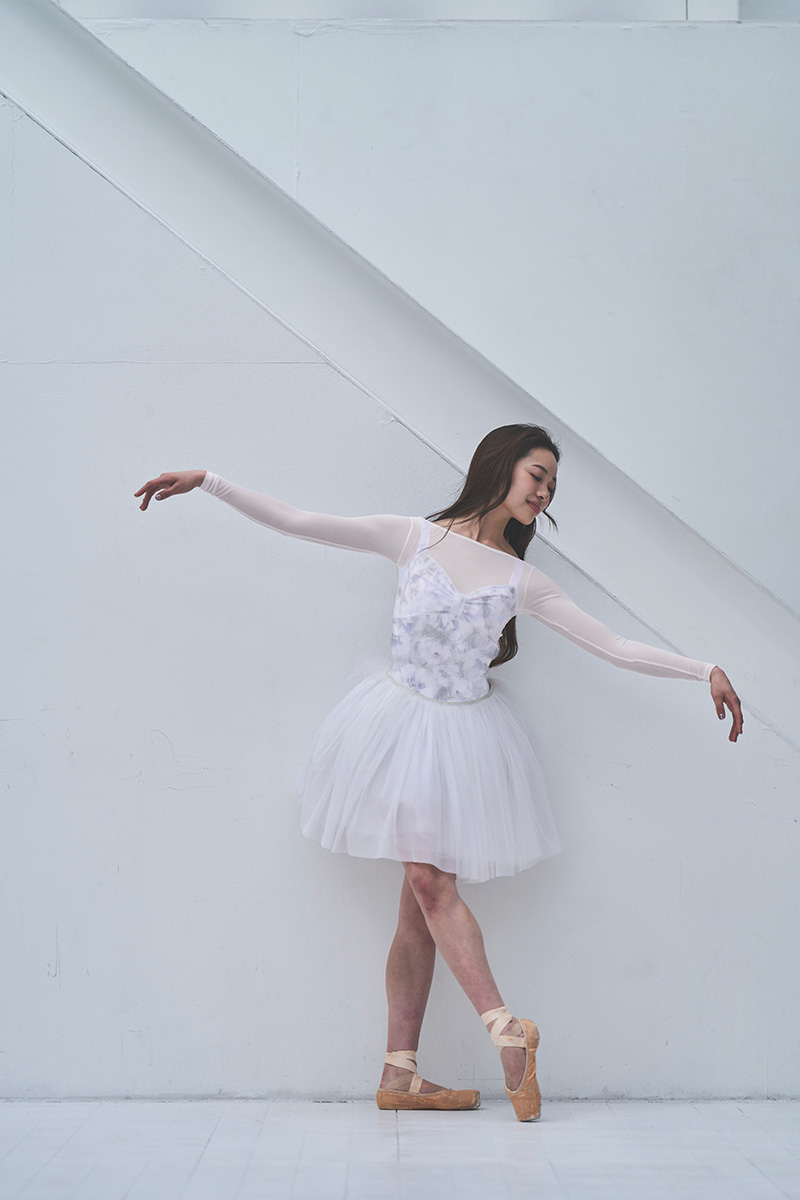 stina / type L long ribbon / Aurora lychee