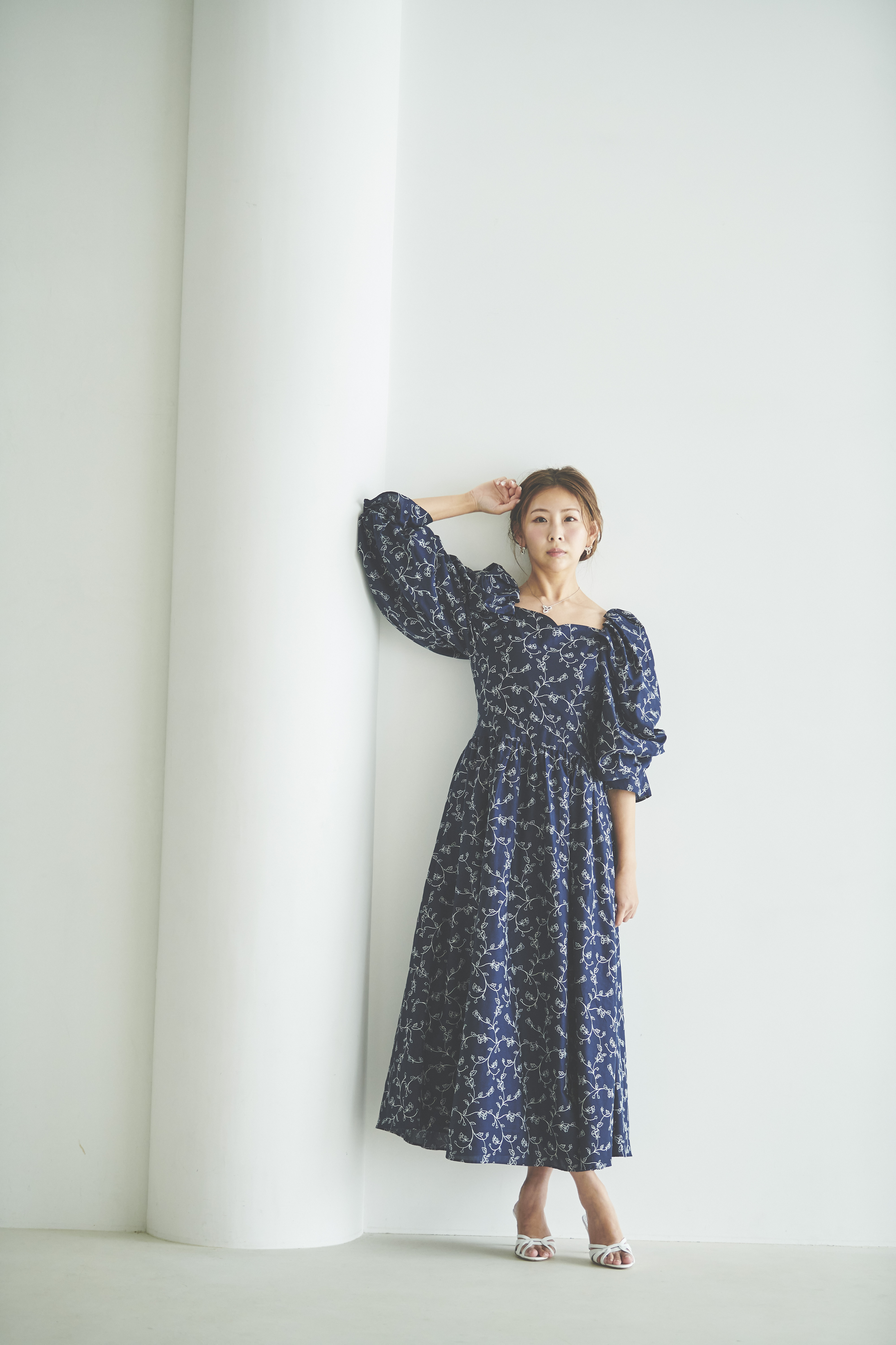 stina / tulip dress / navy