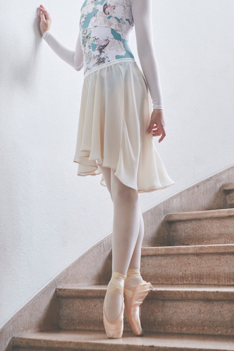 stina / pull-on skirt / cream